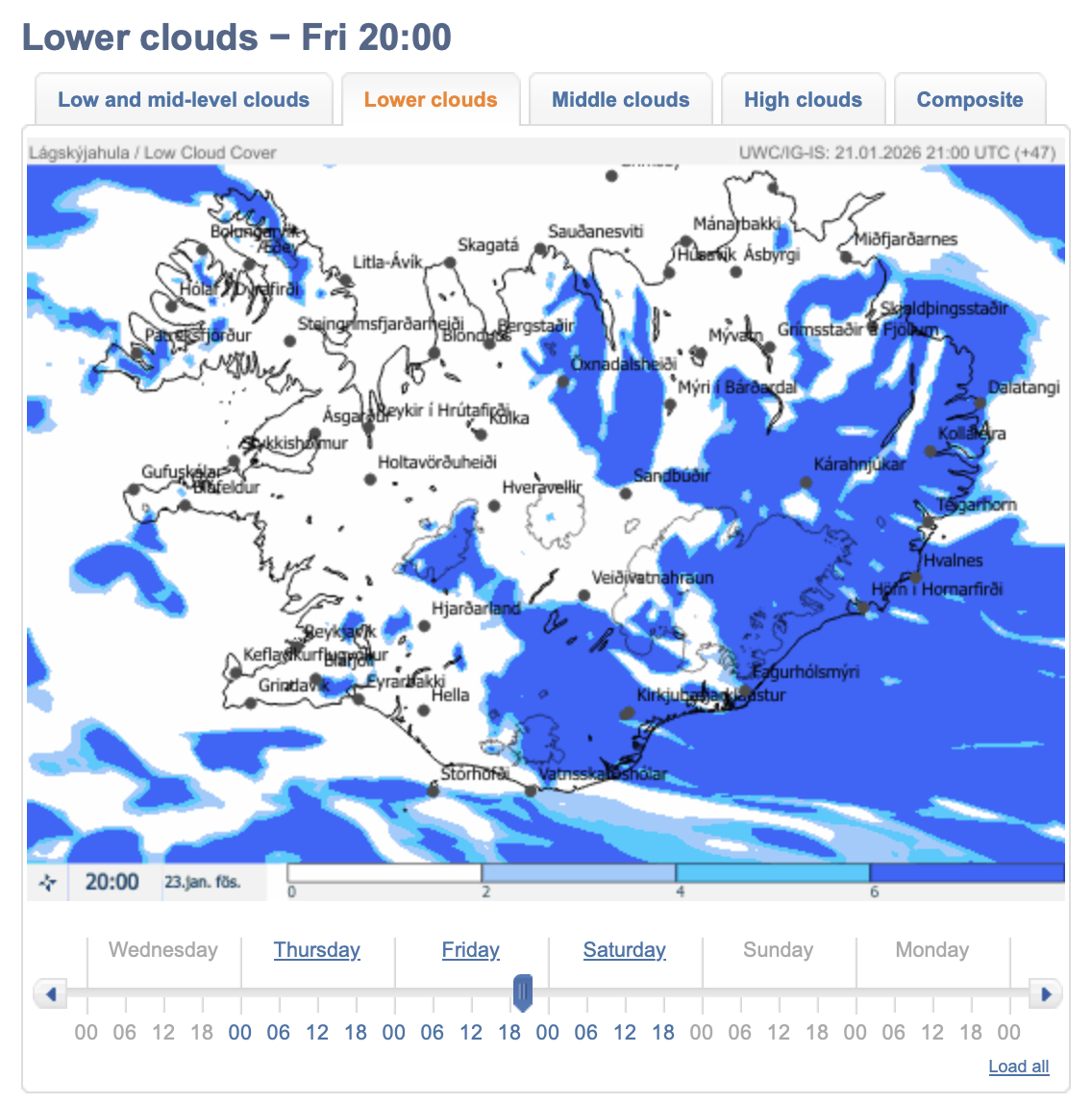 Low cloud map on Vedur to analyze low-level cloud coverage and forecast Northern Lights in Iceland