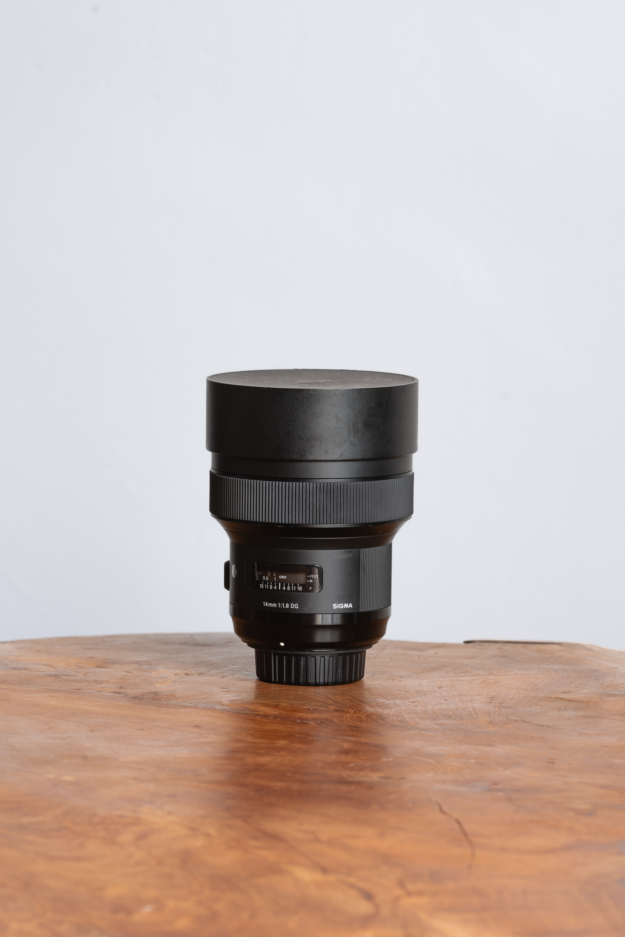 Photo d'un objectif Sigma grand angle pour photographier de nuit