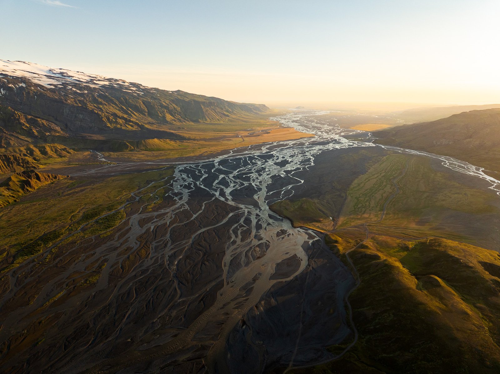 Vue aérienne de la rivière de Thorsmork en Islande