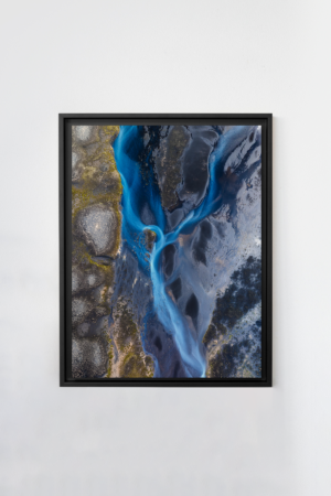 Tirage d'art encadré en noir d'une vue aérienne des rivières tressées d'Islande